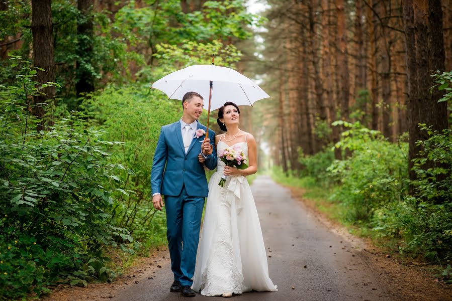 Wedding photographer Artem Dukhtanov (duhtanov). Photo of 10 May 2017