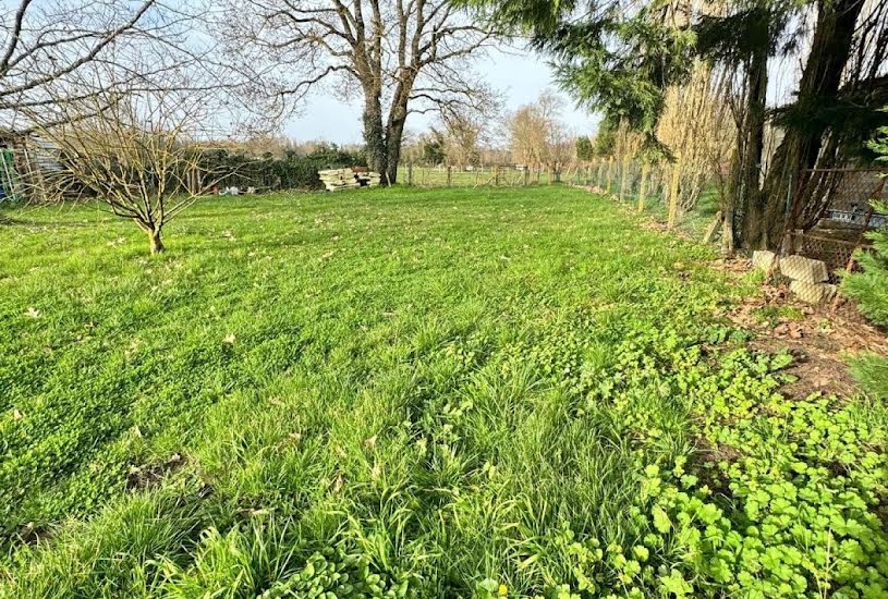  Vente Terrain à bâtir - 946m² à Civrac-en-Médoc (33340) 