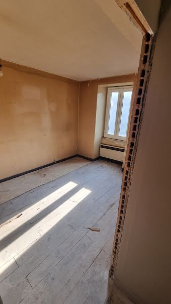 Vente appartement 2 pièces 27.77 m² à Cébazat (63118), 42 000 €