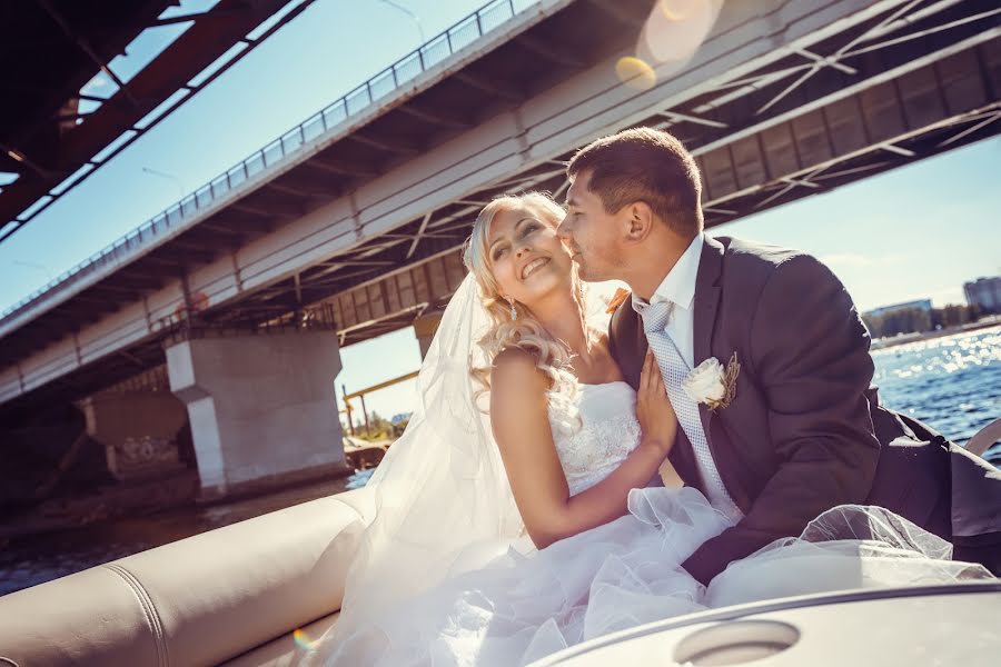 Nhiếp ảnh gia ảnh cưới Dmitriy Khudyakov (khud). Ảnh của 31 tháng 1 2014