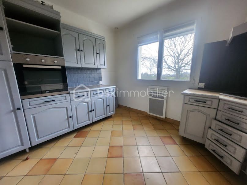 Vente maison 3 pièces 71 m² à Saint-Léger-des-Vignes (58300), 147 000 €