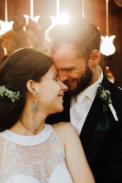 Wedding photographer Mihály Csongor (mihalycsongor). Photo of 17 December 2019