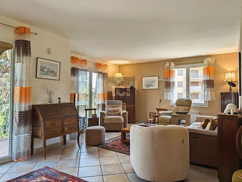 Vente villa 11 pièces 189 m² à Sainte-Maxime (83120), 1 100 000 €