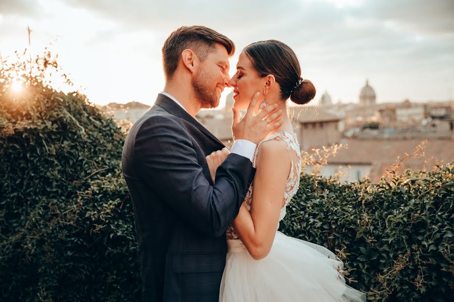 Fotografo di matrimoni Dmitry Agishev (romephotographer). Foto del 8 ottobre 2019