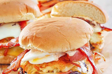 Whataburger Breakfast Burger