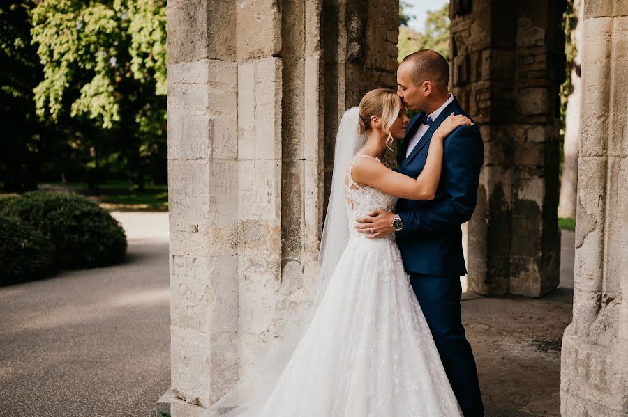 Wedding photographer Lukáš Vážan (lukasvazan). Photo of 15 November 2019