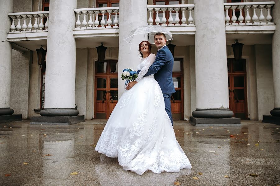 Fotografo di matrimoni Elena Chernyaeva (helench). Foto del 13 gennaio 2022