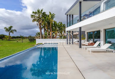 Property with pool 4