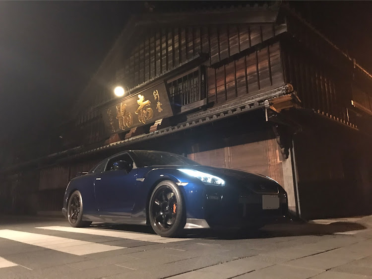 NISSAN GT-RのJRさんが投稿したカスタム事例の投稿画像1枚目