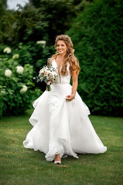 Wedding photographer Valeriya Ezerskaya (ezerskayalera). Photo of 26 December 2023