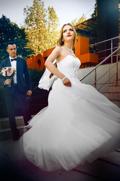 Fotógrafo de casamento Igor Babienko (babienkoigor). Foto de 23 de março 2020