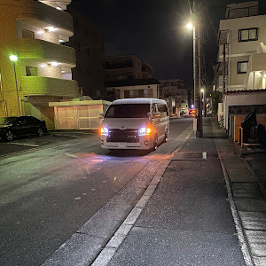 ハイエースバン