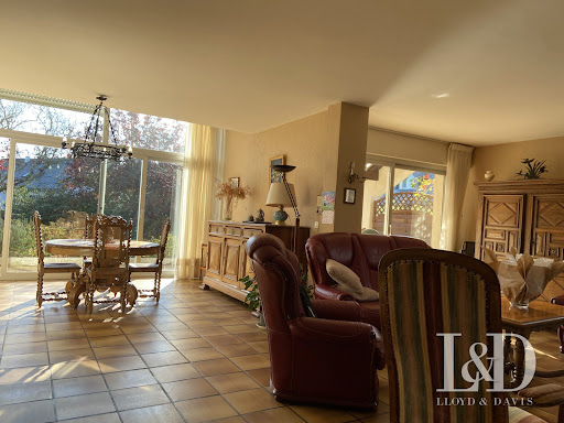 Maison avec jardin et terrasse 4