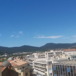 appartement à Hyeres (83)