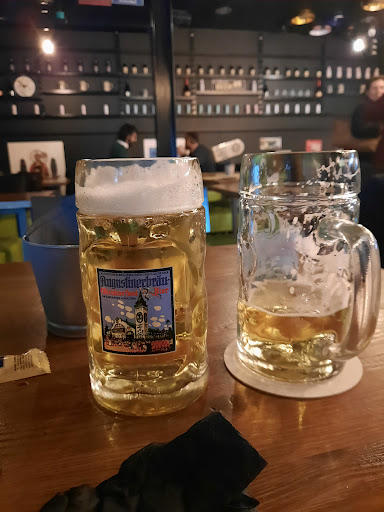 Marga Pub - Visual