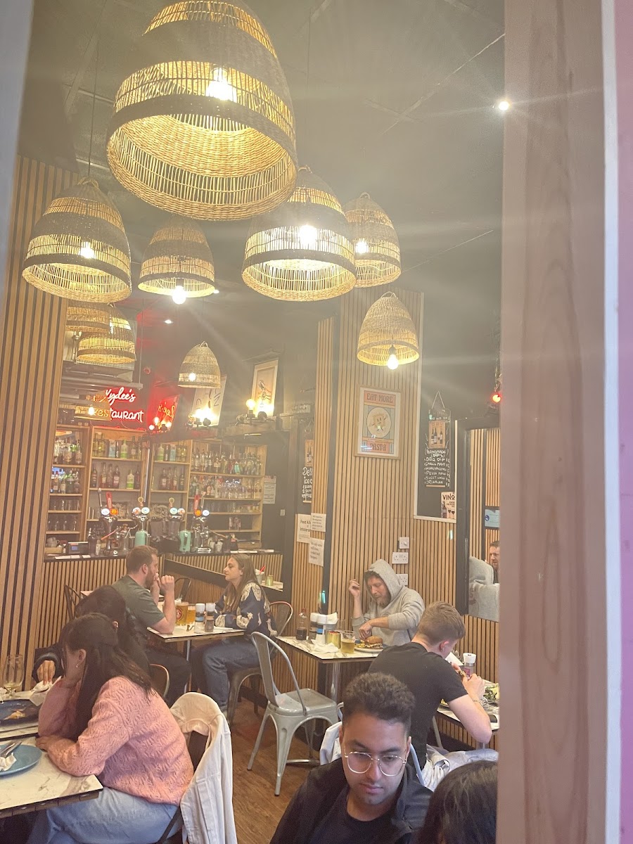 Clydee's — photo 13