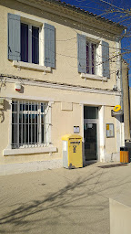 Photo n°1 de La Poste Agence Communale à Travaillan (Poste)