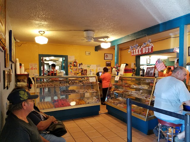 Joe’s Bakery & Coffee Shop