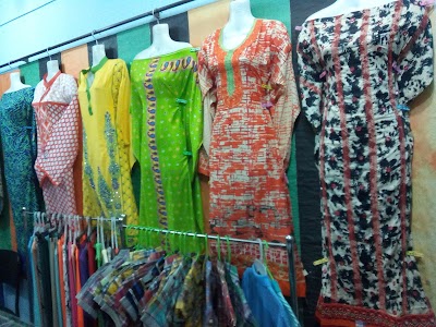 Photos of Diptania Fashion