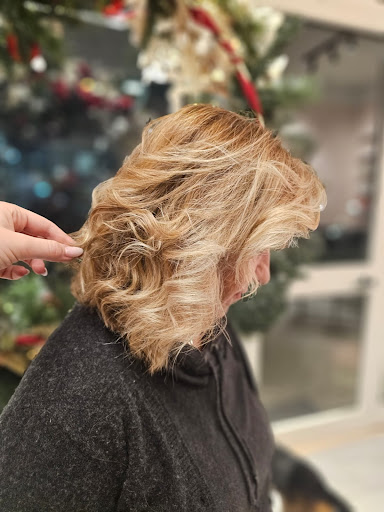Me She - Hair Beauty Experience - Thumbnail