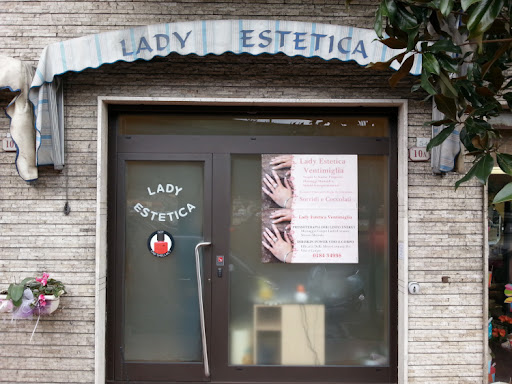 Lady Estetica di Rosy e Susy - Thumbnail