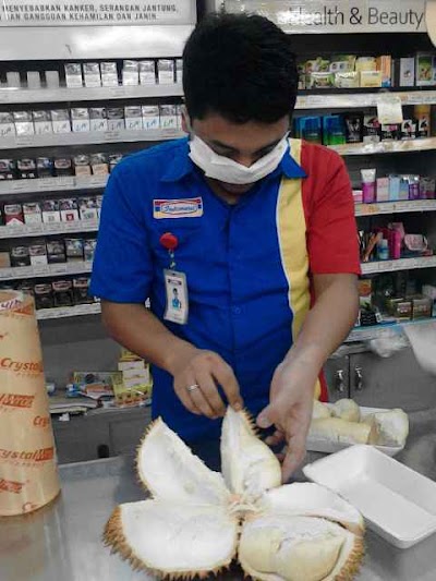 Photos of Indomaret Citra Grand