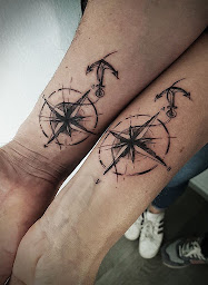 Photo n°8 de Vague à l'Encre à Tourbes (Tatoueur)