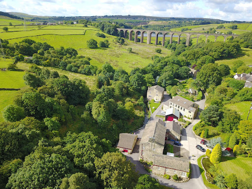Hewenden Mill Cottages