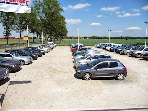 Photo n°6 de Contact Autos à Villiers-en-Bière (Concessionnaire automobile)