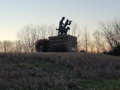 Lewis and Clark Interpretive Trails and Visitor Center (Missouri River Basin)