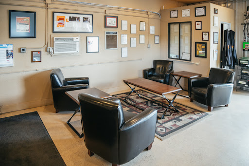 Heath's Auto Service - Flagstaff Gallery - United States