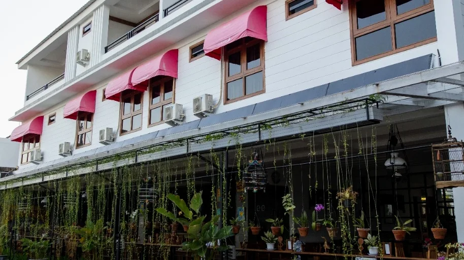Baratha Hotel & Resto