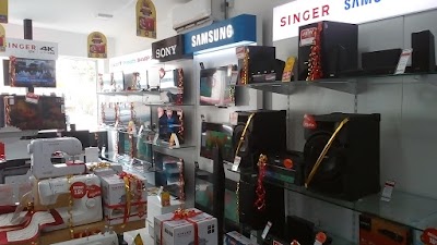 Electronics Store