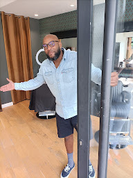 Photo n°5 de Le Tonsor à Nogent-sur-Marne (Barbier)