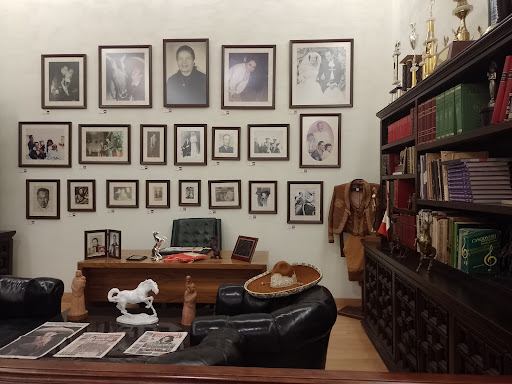 Museo y despacho de Antonio Aguilar - Thumbnail