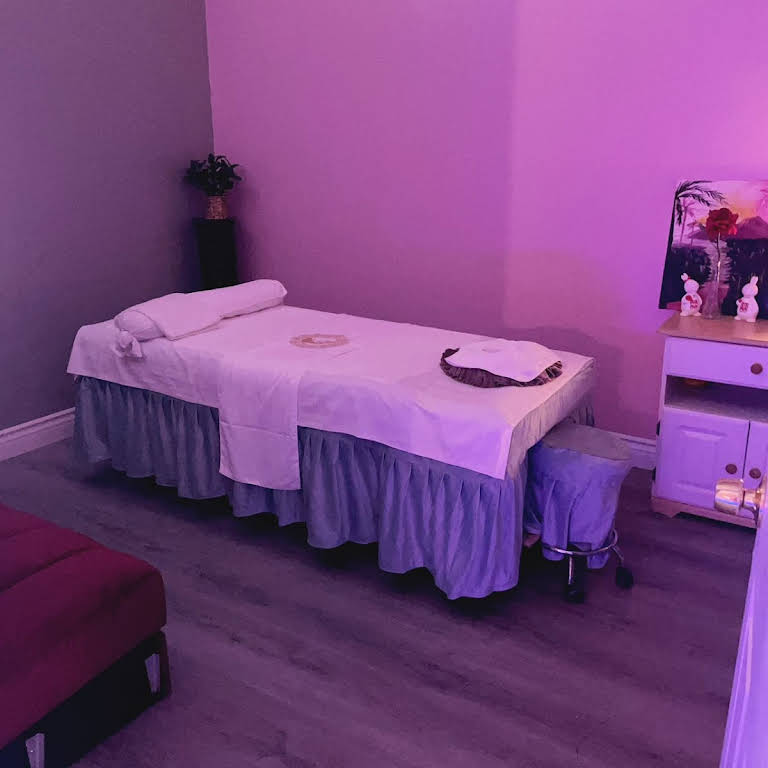 Dove Massage Massage Spa in Mesa