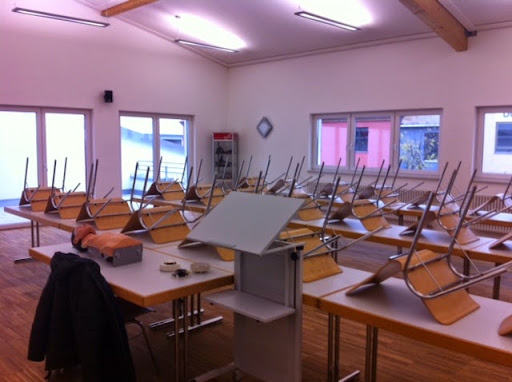 Andis First Aid School Gallery - Germany