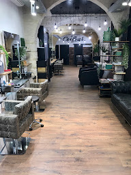 Photo n°35 de Pastor Coiffure à Beaucaire (Salon de coiffure)