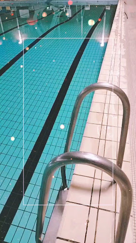 Opinii despre Piscine Mallarmé în Besançon - Complexe sportif