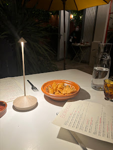 Bombera photo