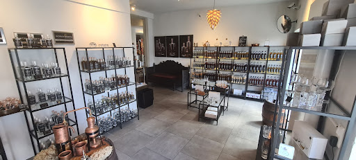 Clara Hof distillery - Thumbnail