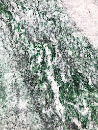 Photo n°14 de ALTA STONE - Spécialiste de la pierre naturelle et de l'aménagement extérieur à Saint-Maximin-la-Sainte-Baume (Magasin de carrelage)