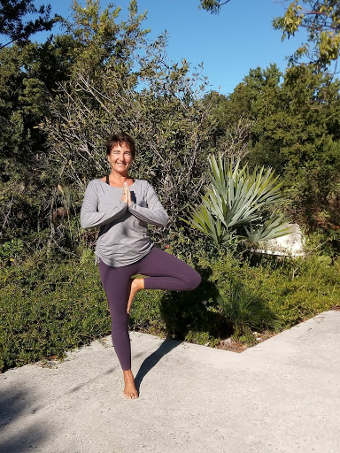 Yoga Key West Logo