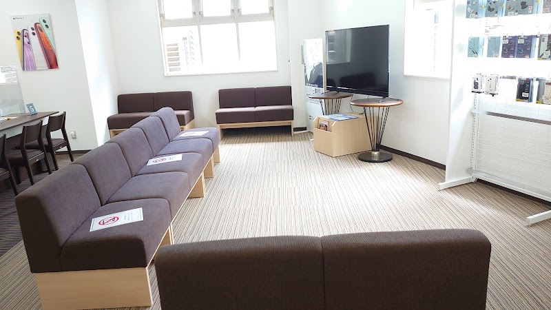 ソフトバンクメグリア本店［ワイモバイル取扱店］