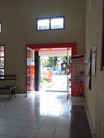 Photos of Kantorpos Madiun Stadion