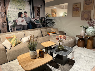 Photo n°9 de H & H CAEN à Mondeville (Magasin de canapés)