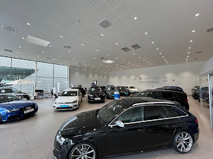 Photo n°2 de Jean Lain Occasions Gex à Cessy (Vendeur de voitures d'occasion)