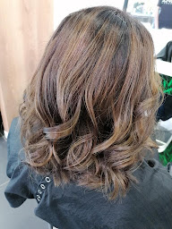 Photo n°14 de People Coiffure - Soyons à Soyons (Salon de coiffure)