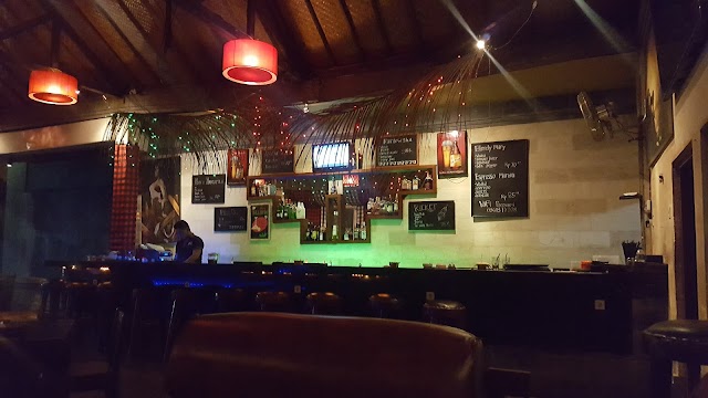 LOL Bar & Restaurant