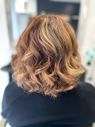 Photo n°8 de L'HAIR GLAMOUR à Meaux (Salon de coiffure)